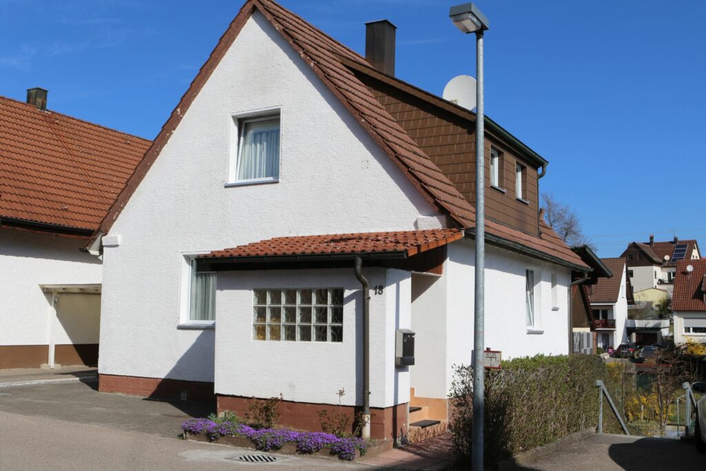 Gschwend - Auf dem Kugelwasen - Hausnummer 18 - 2020000000